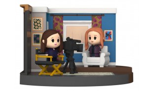 WandaVision - 2000's Wanda & Agatha US Exclusive Mini Moment